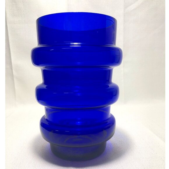 Vintage Cobalt Blue Art Glass MCM Vase With Ribbed Design - Picture 1 of 8
